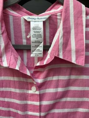 2 Tommy Bahama Rose Pink and White navy , gold Striped Cotton beach covers
